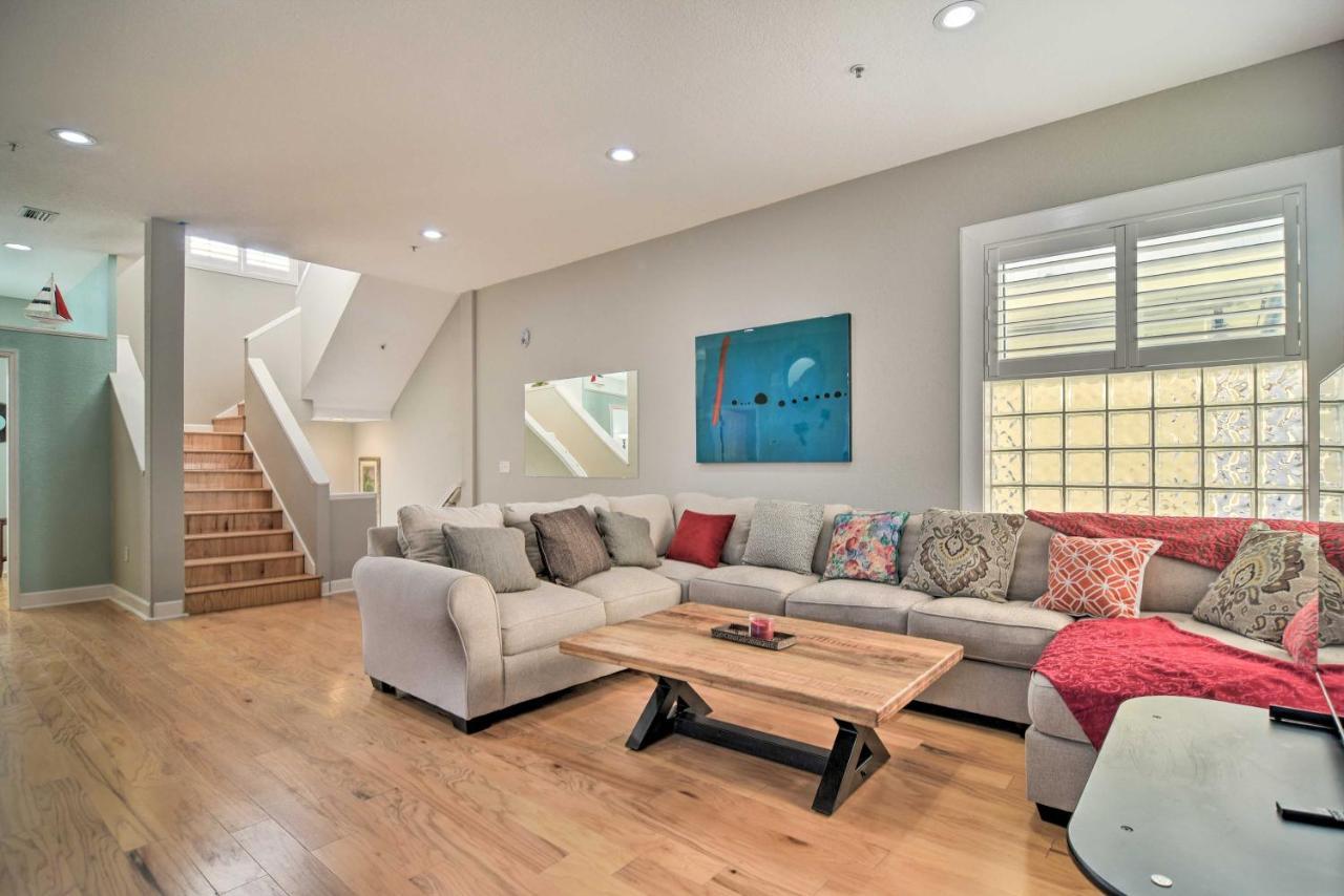 Coastal Sea Side Townhome - Walk To Beach! Clearwater Beach Dış mekan fotoğraf